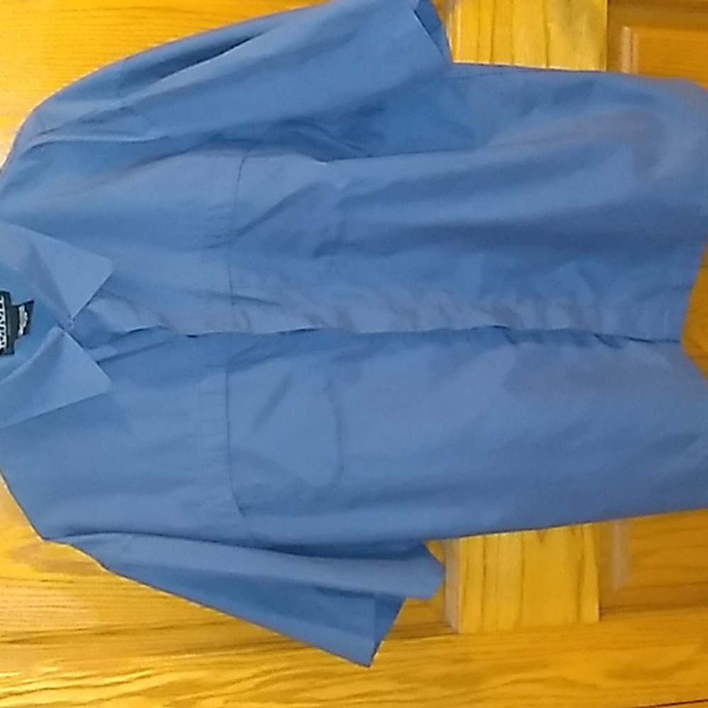 Sessions blue shirt